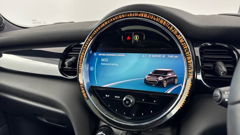 MINI Hatchback 135kW Cooper S Level 3 33kWh 3dr Auto Electric Hatchback